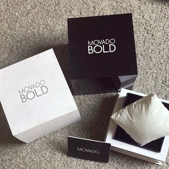 Movado Bold Rose Gold Women’s Watch - Picture 7 of 8